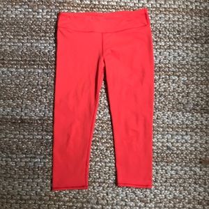 Fabletics neon red 3/4 length crop leggings